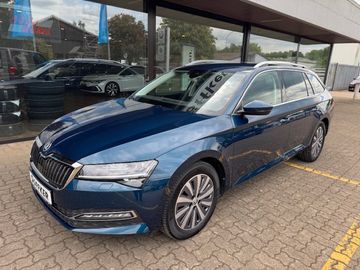 Bild 12 Skoda Superb Combi 2.0 TDI Style DSG AHK Navi Rückfahr