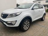 Kia Sportage 1.6 GDI 2WD FIFA World Cup Edition ... - Kia Sportage: Cup