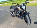 KTM Duke 125 - KTM 125