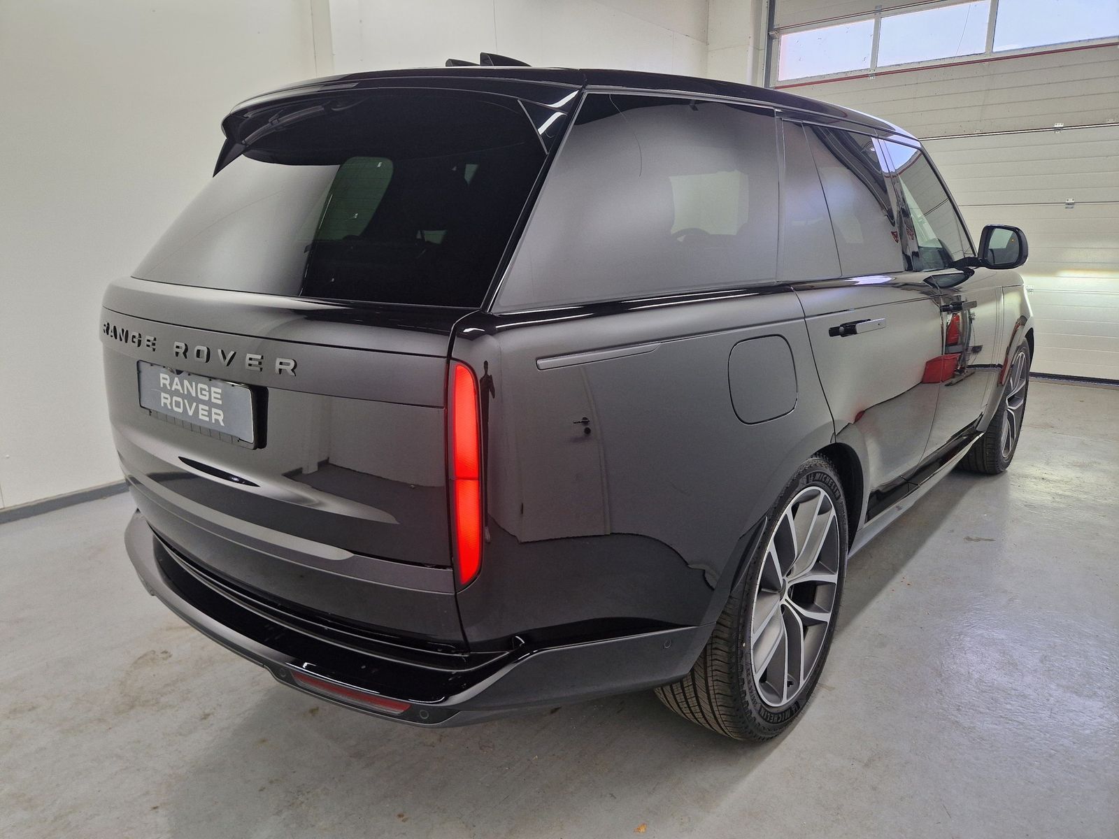LAND ROVER Range Rover SWB 3.0 Plug-in-Hybrid P550 HSE SWB – Bild 6