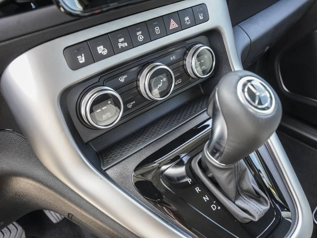 Mercedes-Benz T 180d Progressive MBUX LED Kamera KEYLESS-GO 7G