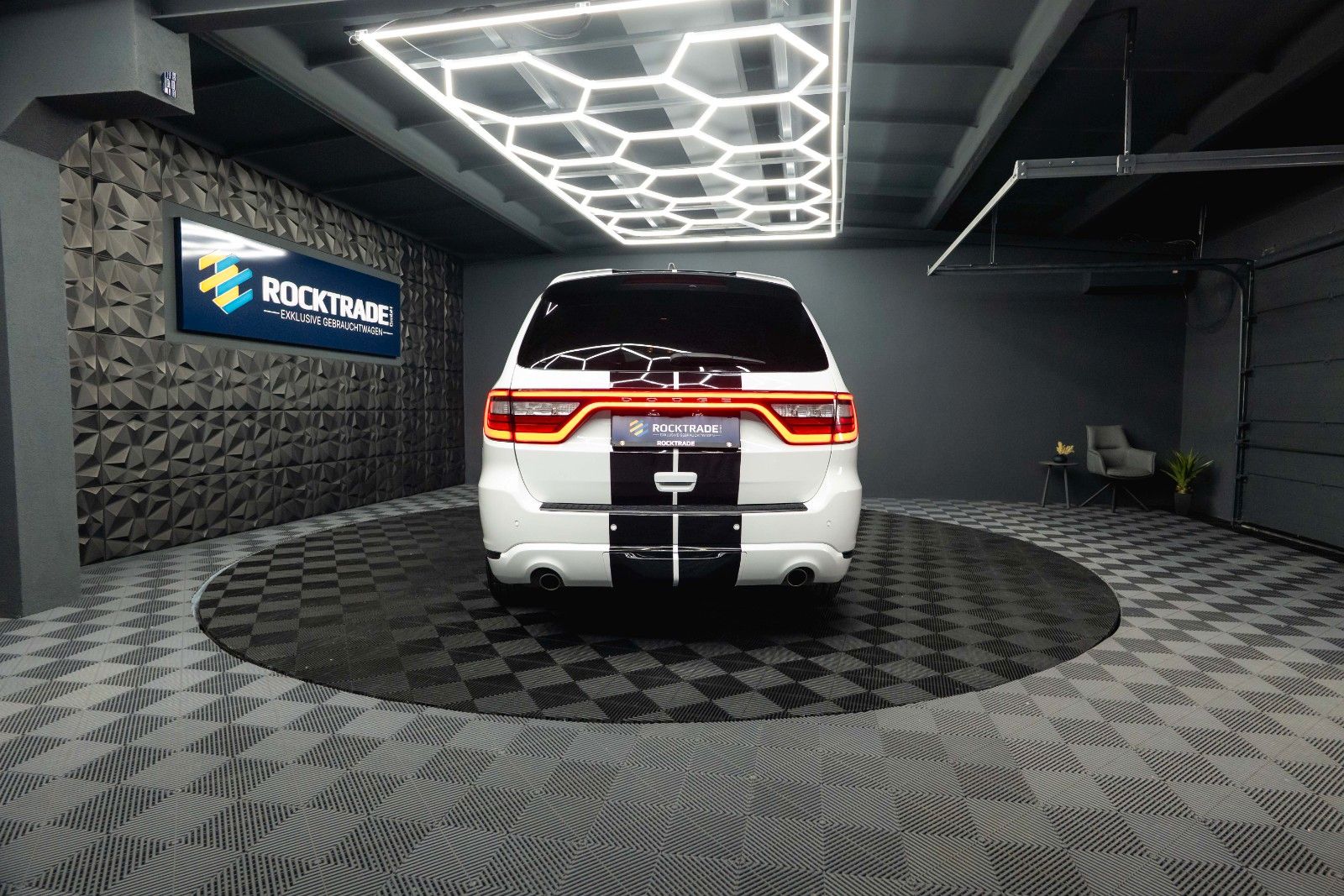 Fahrzeugabbildung Dodge Durango 5.7 V8 R/T SRT 4x4 Night-Paket Modell 22