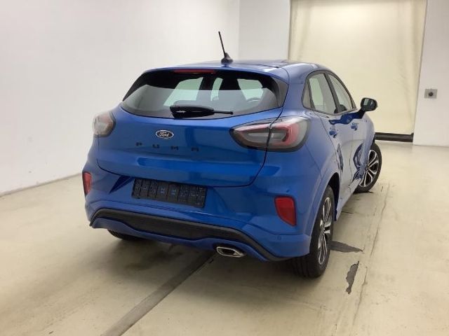 Fahrzeugabbildung Ford Puma ST-Line Winterpaket Fahrerasssistenzpaket