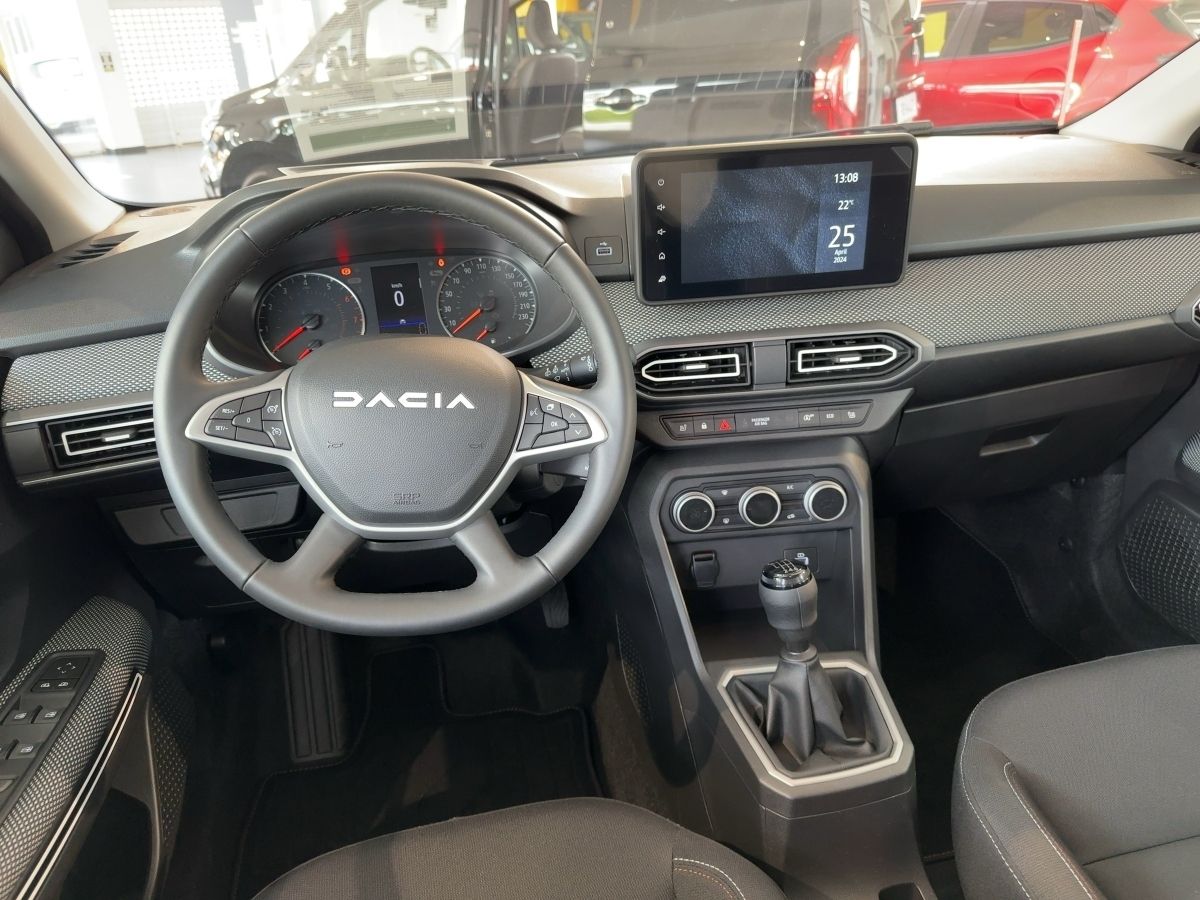 Fahrzeugabbildung Dacia Jogger Extreme+ TCe 110 7-Sitzer Navi SHZ Kamera