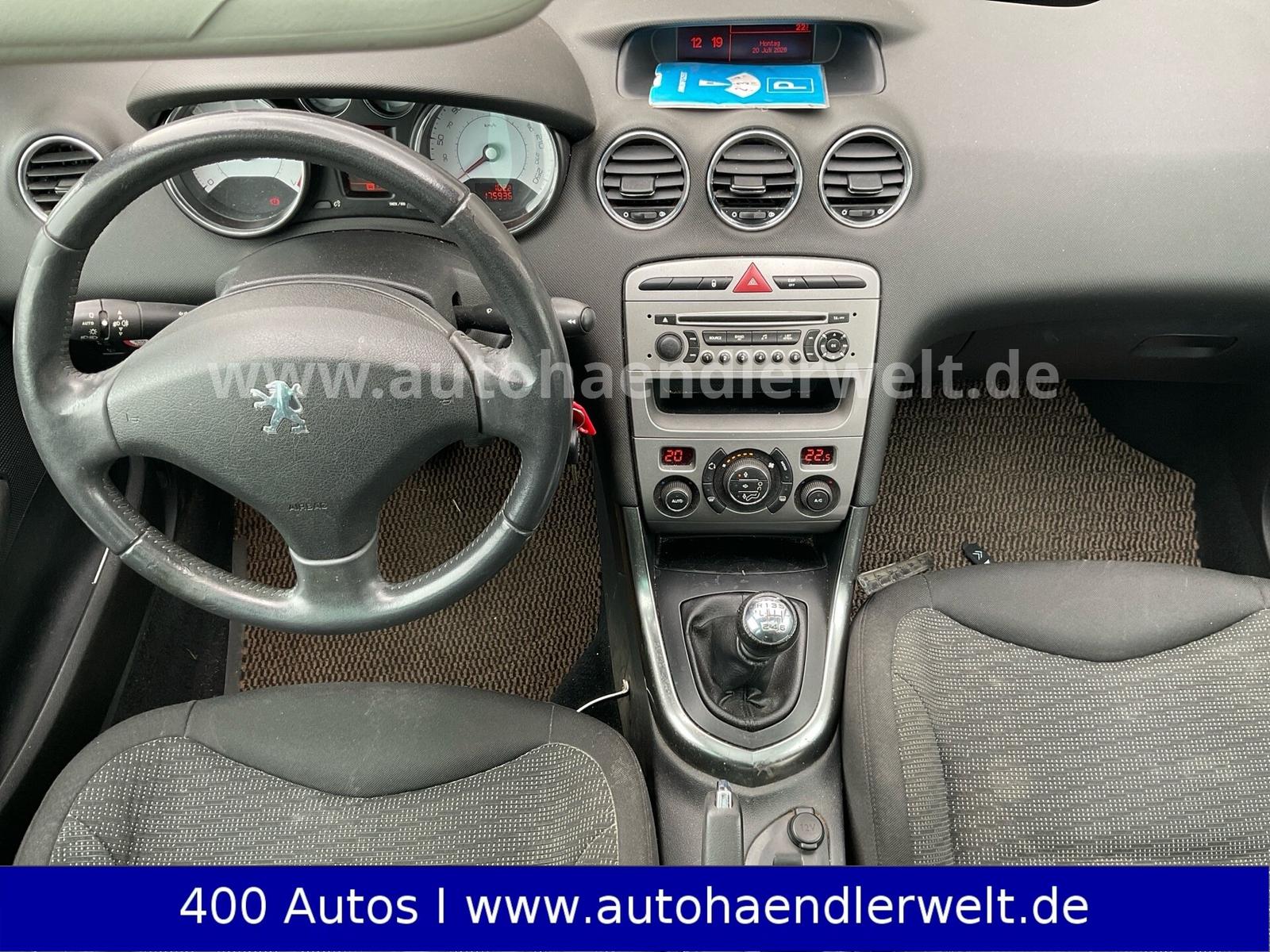Peugeot 308 2010 — photo 11