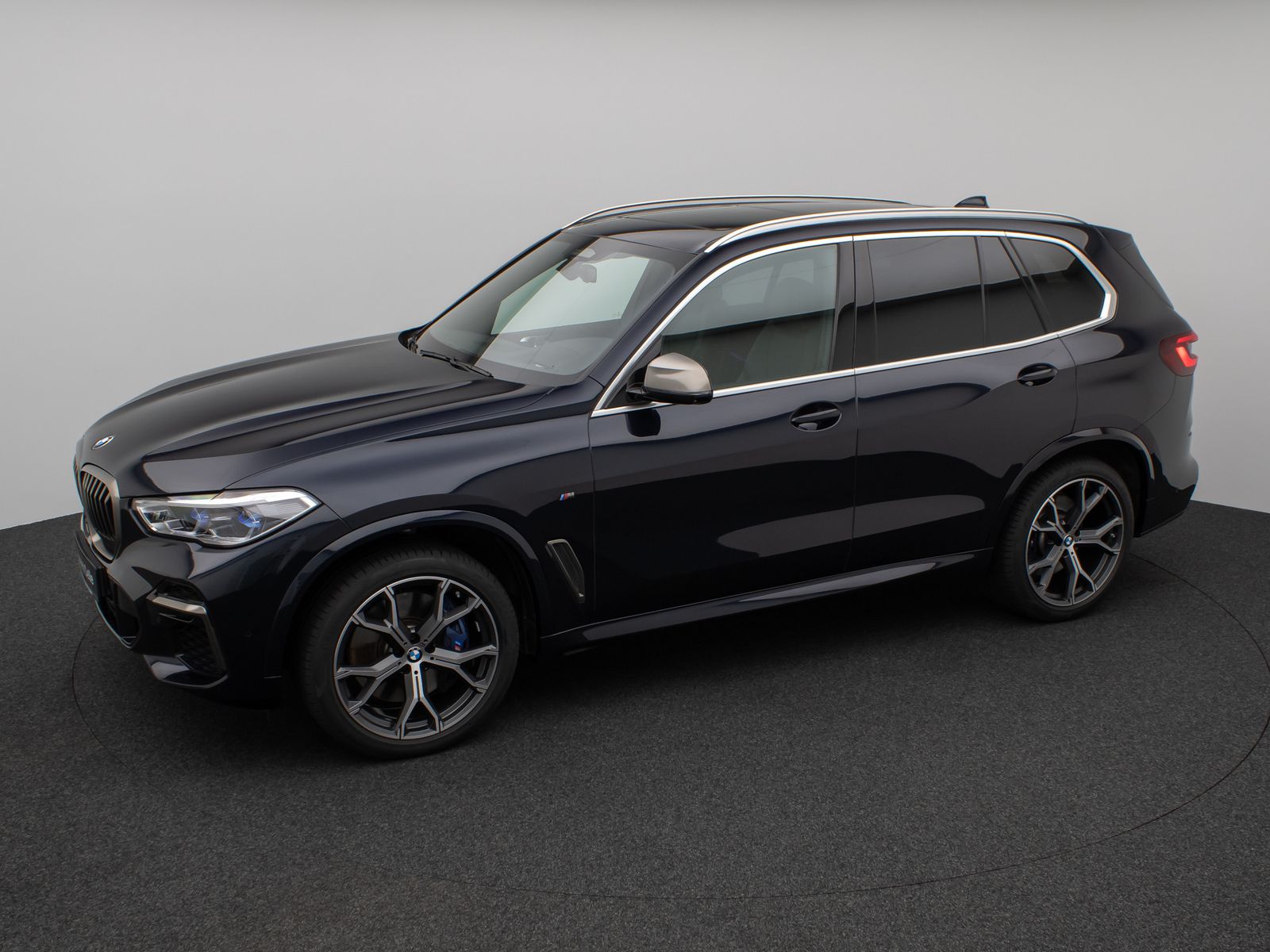 Fahrzeugabbildung BMW X5 M50i Panorama 360° Laser HUD DAB HiFi SoftCL
