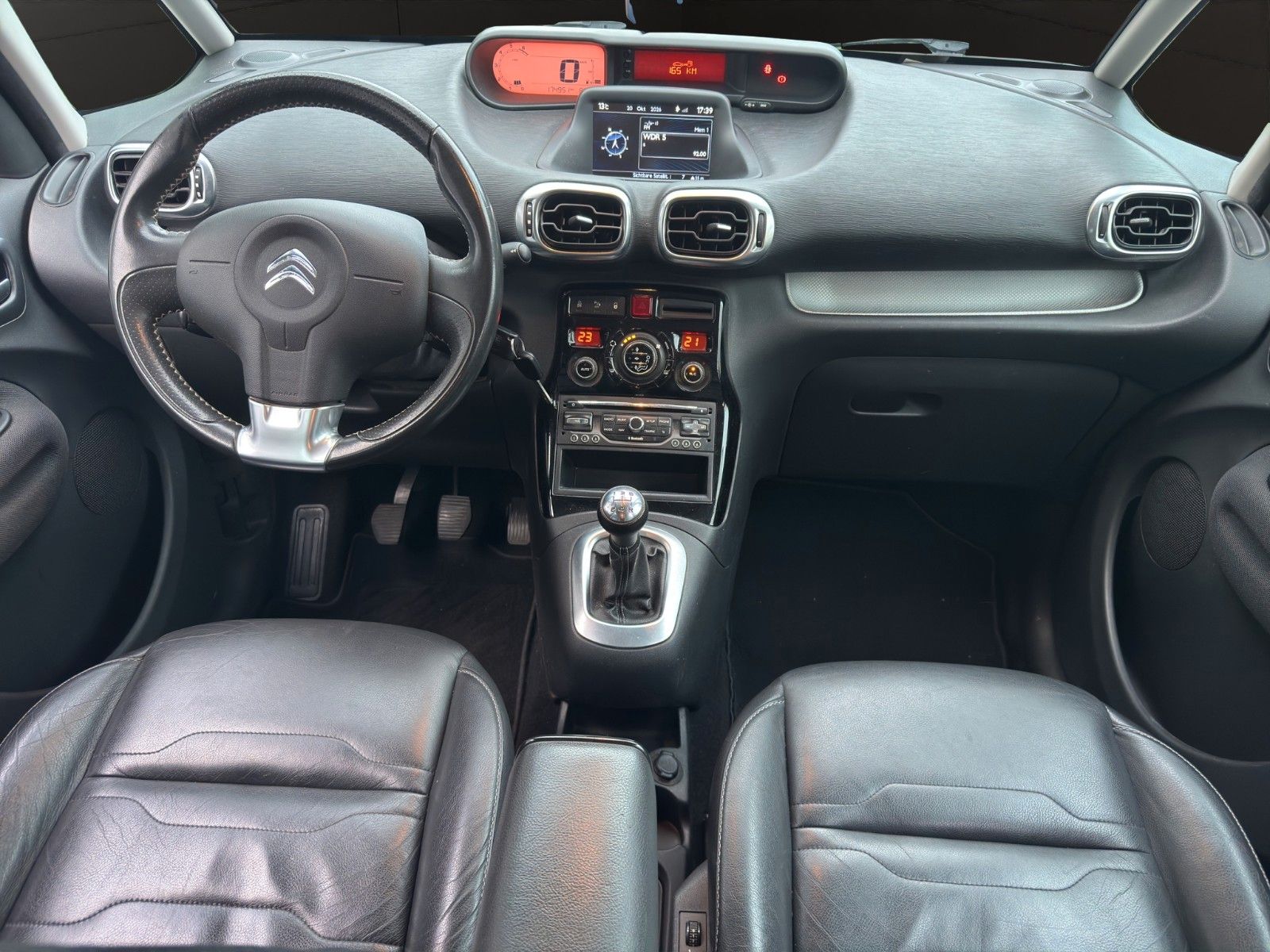 Fahrzeugabbildung Citroën C3 Picasso Exclusive*NAVI*Kamara*Leder*