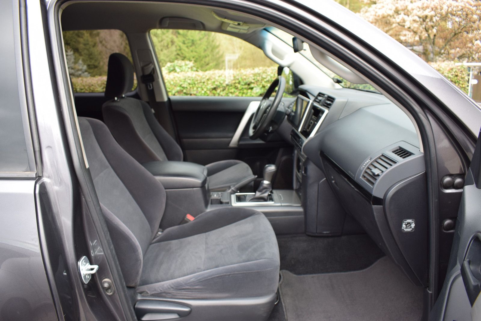 Toyota Land Cruiser / AHK / SH GEPFLEGT foto 13