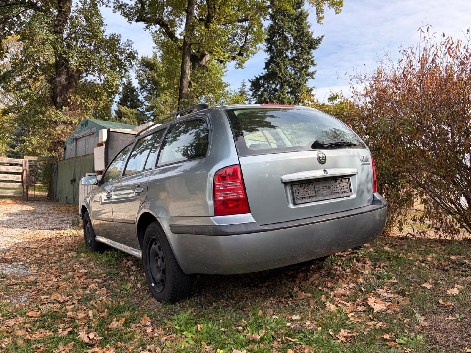 Skoda Octavia 2004 — engine 1.595 cm³, 102 HP (75kW)