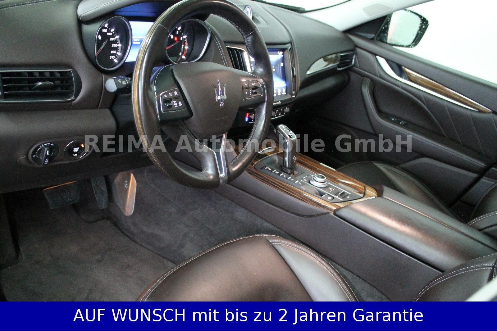 Fahrzeugabbildung Maserati Levante 3,0i S Q 4 , LED, Pano, ACC, Luft