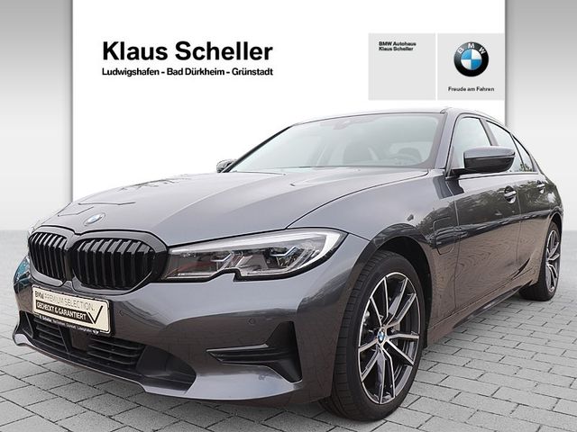 BMW 330e Limousine Klimaaut.