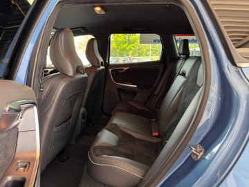 Volvo XC60 - 11