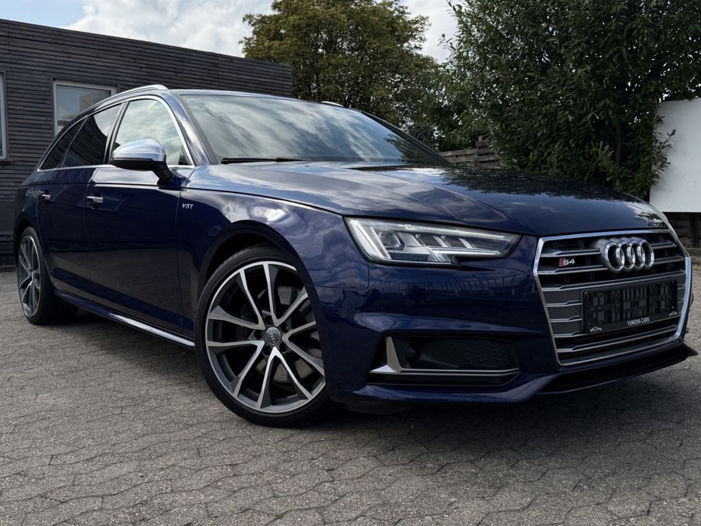 Image of Audi S4