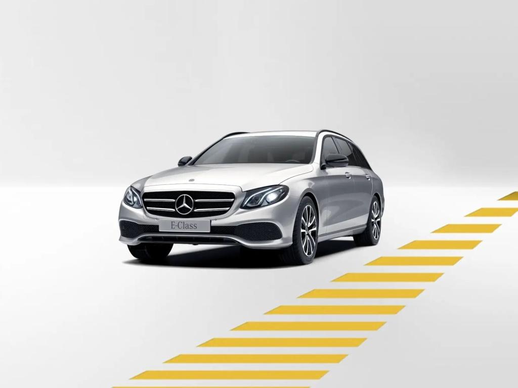 Mercedes-Benz E 220 d T AVANTGARDE SHZ AHK NAVI KAMERA LED