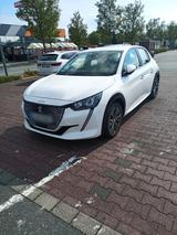 Peugeot e-208 Active - Peugeot e-208 von privat