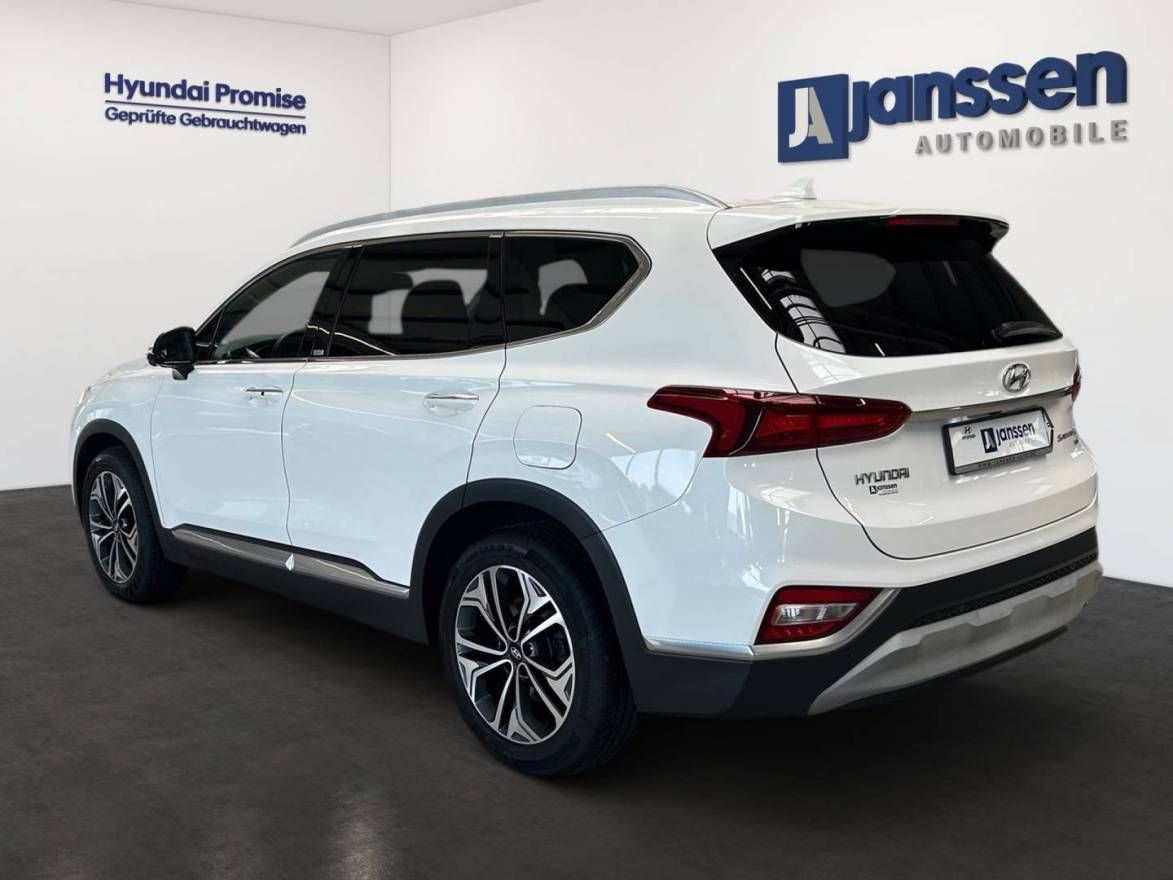 Fahrzeugabbildung Hyundai New Santa Fe Premium
