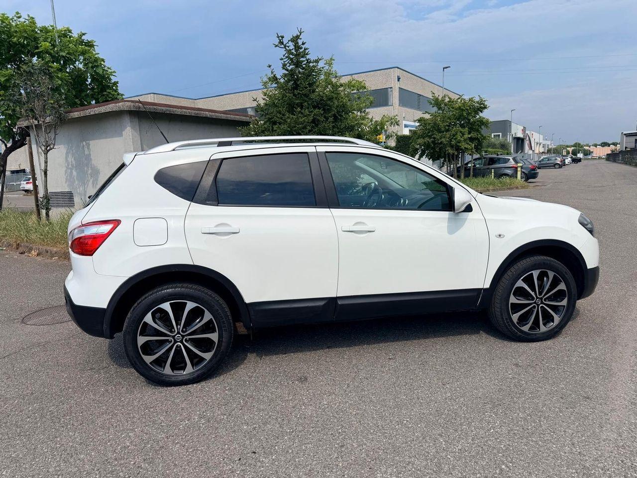 Nissan Qashqai+2 2011 — photo 5
