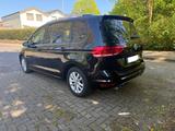 Volkswagen Touran 1.4 TSI DSG Comfortline BMT Comfortline - VW Touran Gebrauchtwagen in Hamburg