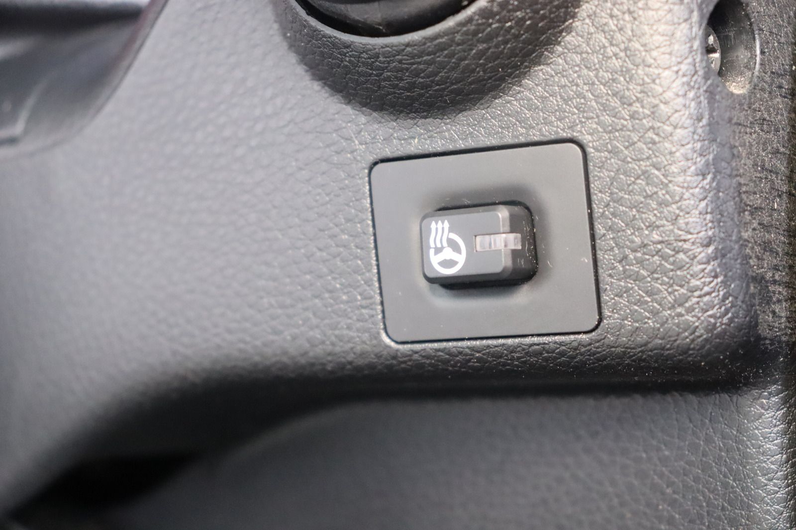 Fahrzeugabbildung Hyundai i40 FL 1.6 CRDi Space Plus * Sitzhzg./-lüftung