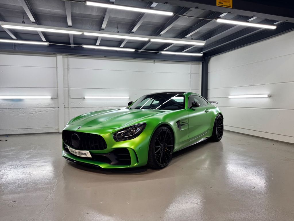 Mercedes-Benz AMG GT R