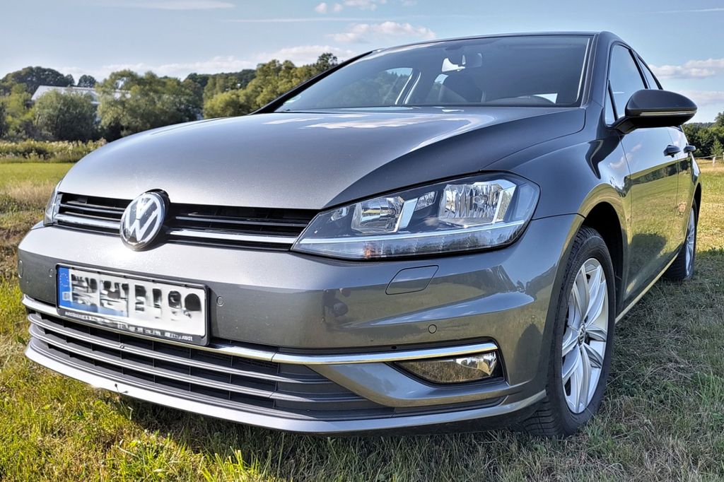 Image of Volkswagen Golf