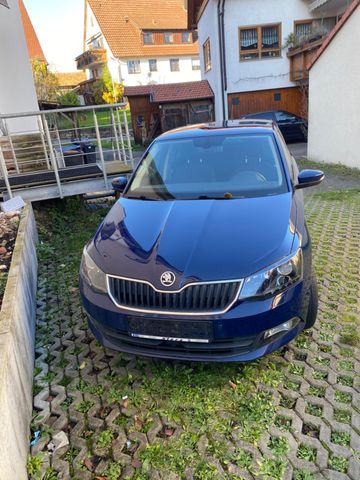 Skoda Fabia 1.0l TSI DSG 81kW Ambition Ambition