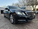 Mercedes-Benz E 250 T CDI Avantgarde BlueEfficiency - Mercedes-Benz E 250: E250cdi