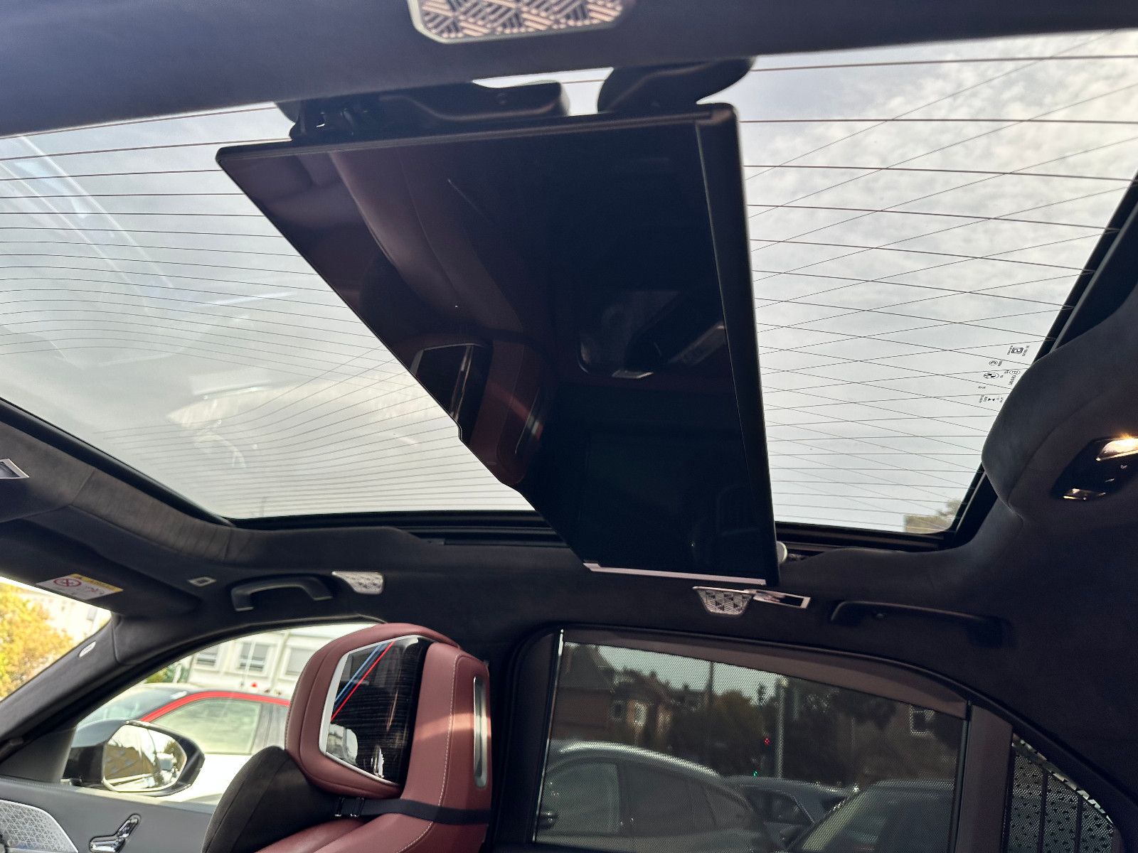 Fahrzeugabbildung BMW 740d LANG xDRIVE M SPORTPAKET*VOLL*