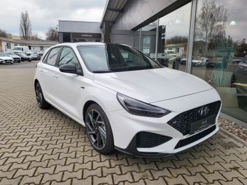 Fahrzeugabbildung Hyundai i30 1.5 T-GDI M/T (48V) N-LINE NAVI ASSI PANO