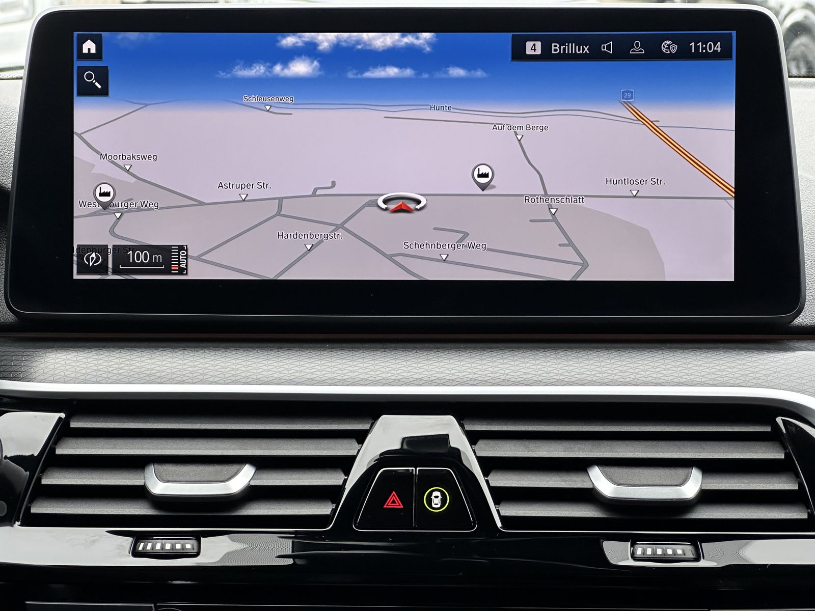 Fahrzeugabbildung BMW 520d Touring M-Sport NAV+LED+ACC+AHK+KAM+H&K+VC