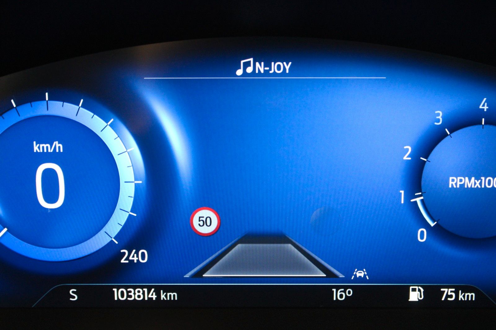 Fahrzeugabbildung Ford Kuga Titanium X LED AHK B&O ACC HUD CAM WinterP.