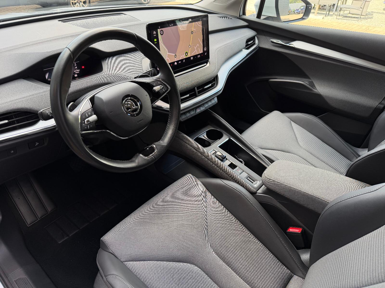 Skoda ENYAQ IV 60 LOFT*T-LEDER*LED*19 ZOLL*NAVI