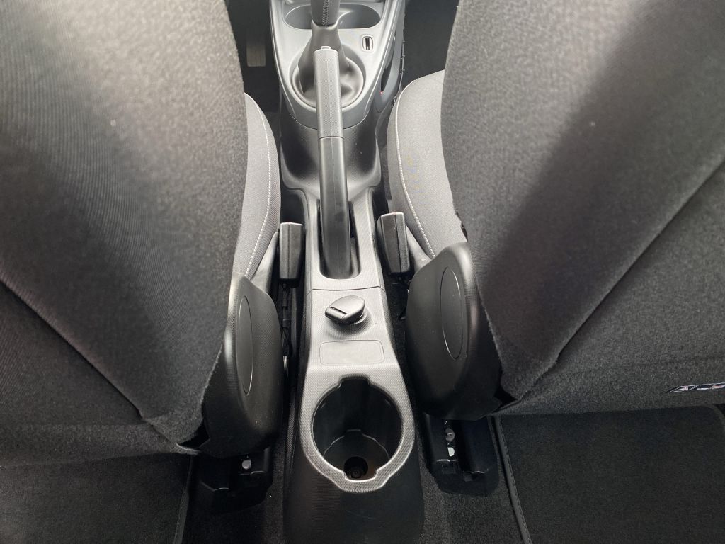 Fahrzeugabbildung Smart smart forfour passion *PDC hinten*Sitzh.*Klimaau