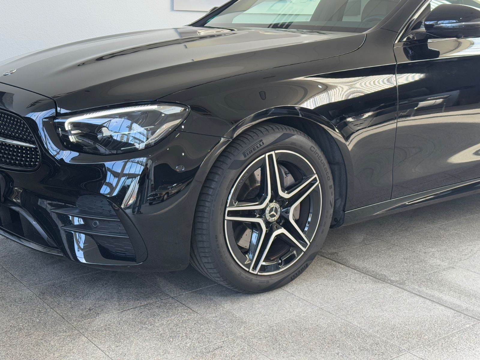 Mercedes-Benz E 200 T d AMG EXCLUSIVE STANDH 360°KAMERA SHZ foto 2