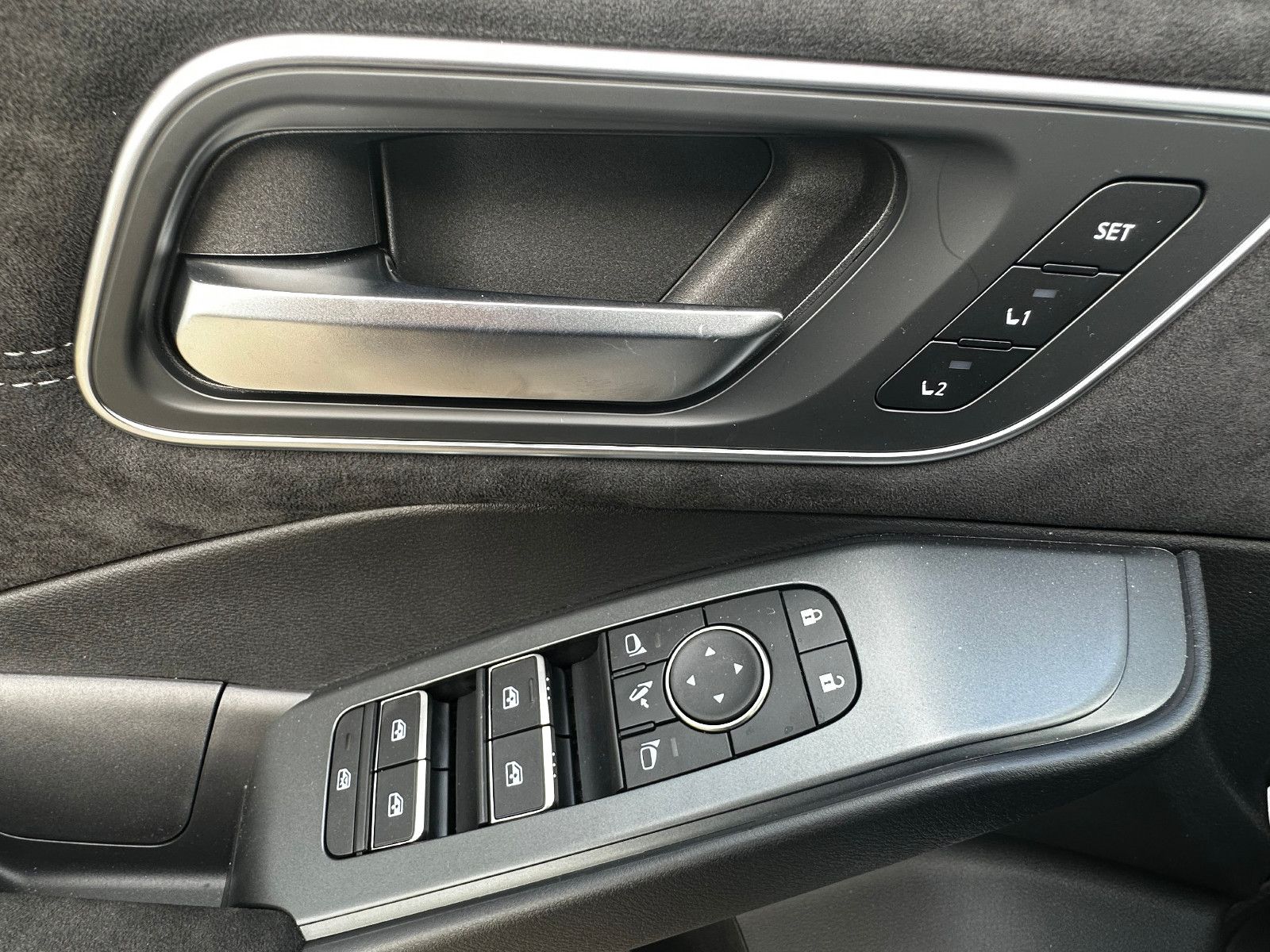 Fahrzeugabbildung Nissan Qashqai Tekna+