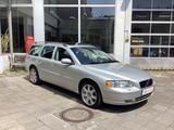 Volvo V70 Kombi 2.5 T Edition Sport Schiebedach AHK - Volvo V70 aus 2007: Sport Edition