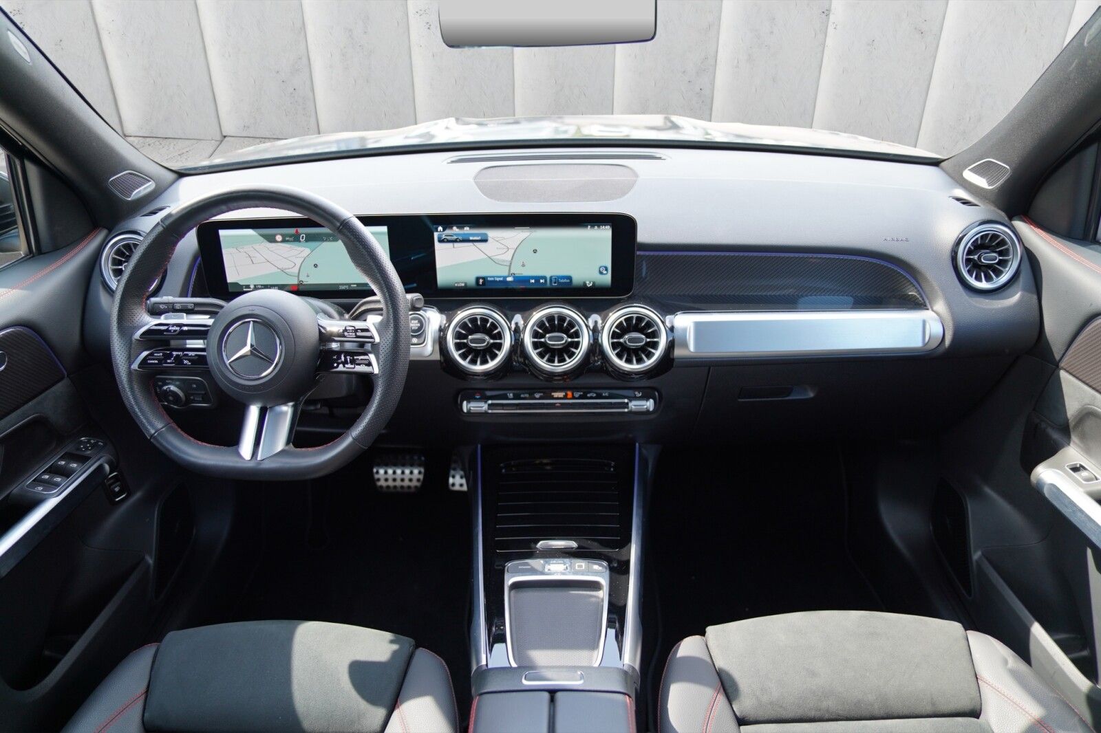 Mercedes-Benz GLB 250 4Matic AMG Line Memory Winter 360° Kamer foto 13