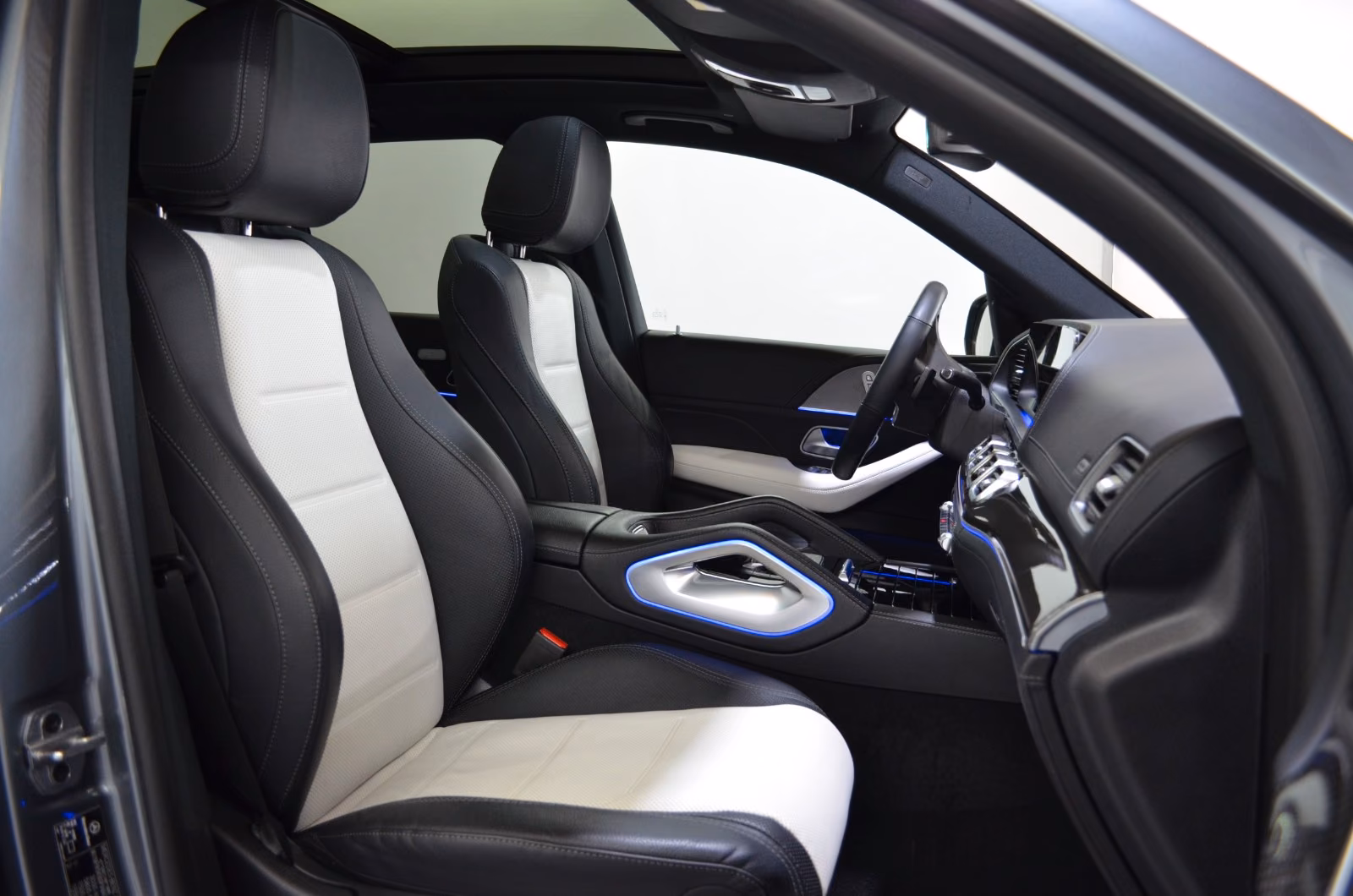 Mercedes-Benz GLE 450 4M AMG-LINE"DESGINO LEDER"PANO"STANDHZG"