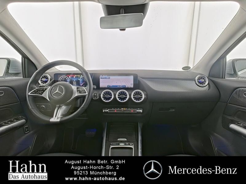 Fahrzeugabbildung Mercedes-Benz GLA 200 PROGRESSIVE/LED/AHK/KAMERA/WINTER/..