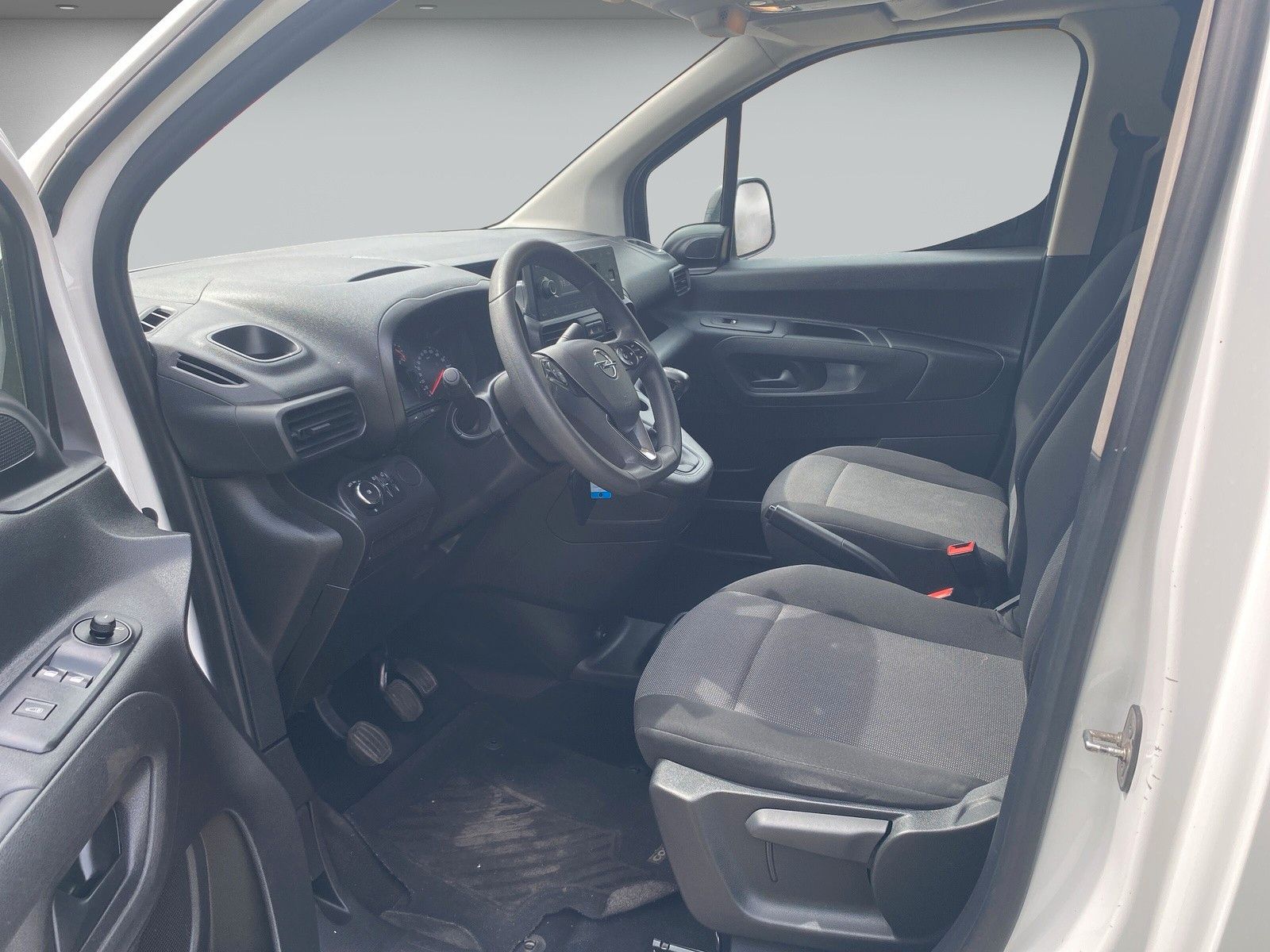 Fahrzeugabbildung Opel Combo E Cargo Edition