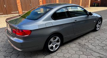 BMW 320 - 6