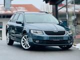 Skoda Octavia Combi Joy 2. Hand Xenon DAB - Skoda Octavia Joy mit Benzin-Antrieb