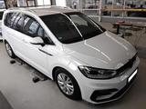 Volkswagen Touran 1.4TSI DSG Highline+R-Line+LED - : Weiß, Van