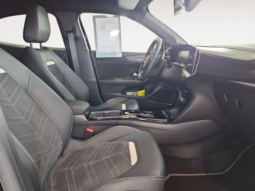 Fahrzeugabbildung Opel Mokka 1.2 DI Automatik Ultimate Sitzheizung Navi