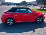 Volkswagen Beetle 1.2 TSI BMT SOUND Cabriolet SOUND - Volkswagen Beetle: Rot, Cabrio