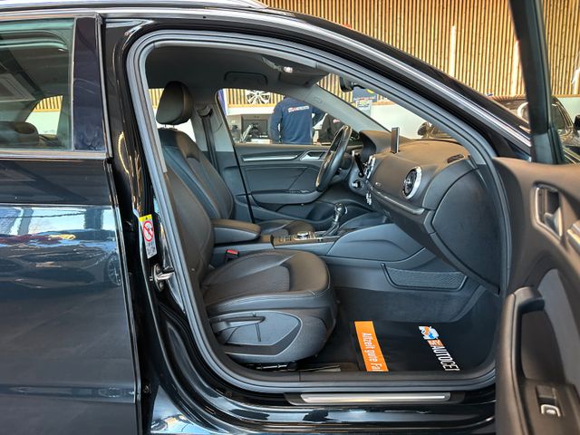 Audi A3 Sportback 30 TFSI design *2. Hand*Klima*Navi*