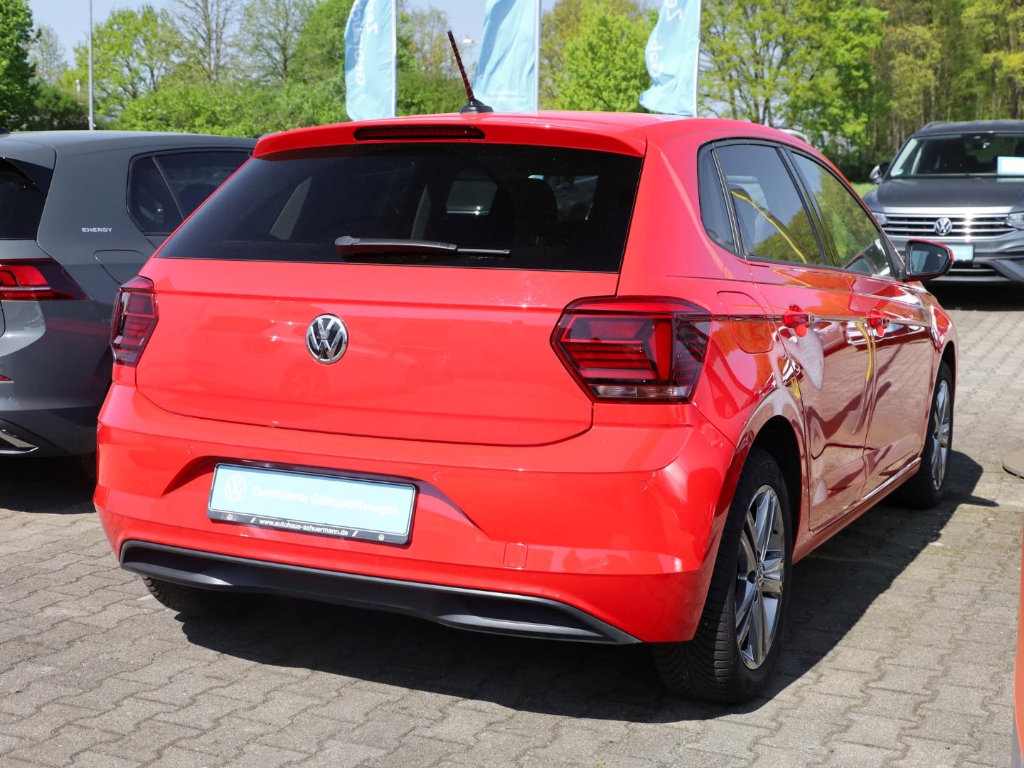 Volkswagen Polo VI HIGHLINE TSI DSG NAVI ACC SHZ GJR PDC