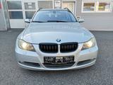 BMW 325i *Autogas/Benzin Klimaautomatik Teilleder* - BMW 325 mit LPG-Antrieb