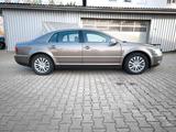 Volkswagen Phaeton 3.0 V6 TDI 4Motion*TÜV NEU*AHK*Navi* - Volkswagen Phaeton mit Diesel-Antrieb: Vollleder