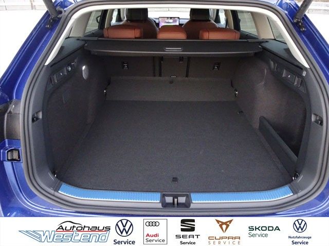 Fahrzeugabbildung SKODA Superb Combi L&K 1.5l TSI iV 110kW Matrix HuD Na